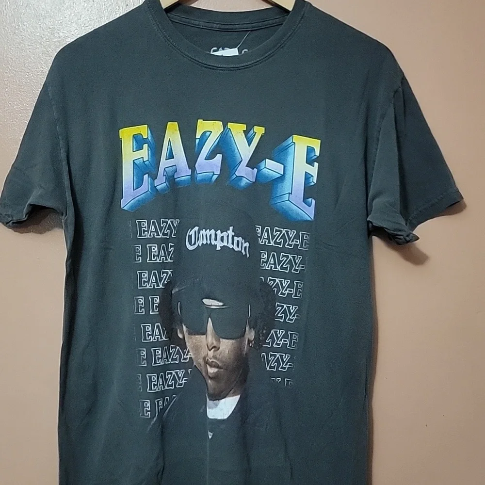 EAZY-E T-SHIRT SIZE SM NWT - Picture 5 of 6